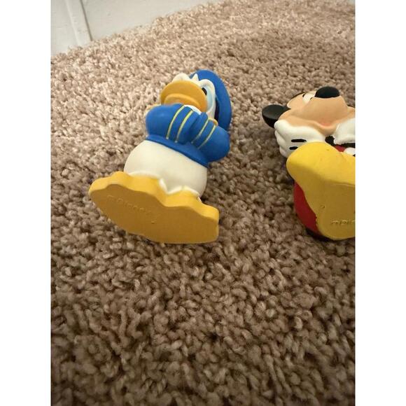 Disney Rubber Mickey Mouse And Friends Lot Of 5 Bath Toys Mickey Pluto Minnie - Picture 7 of 7